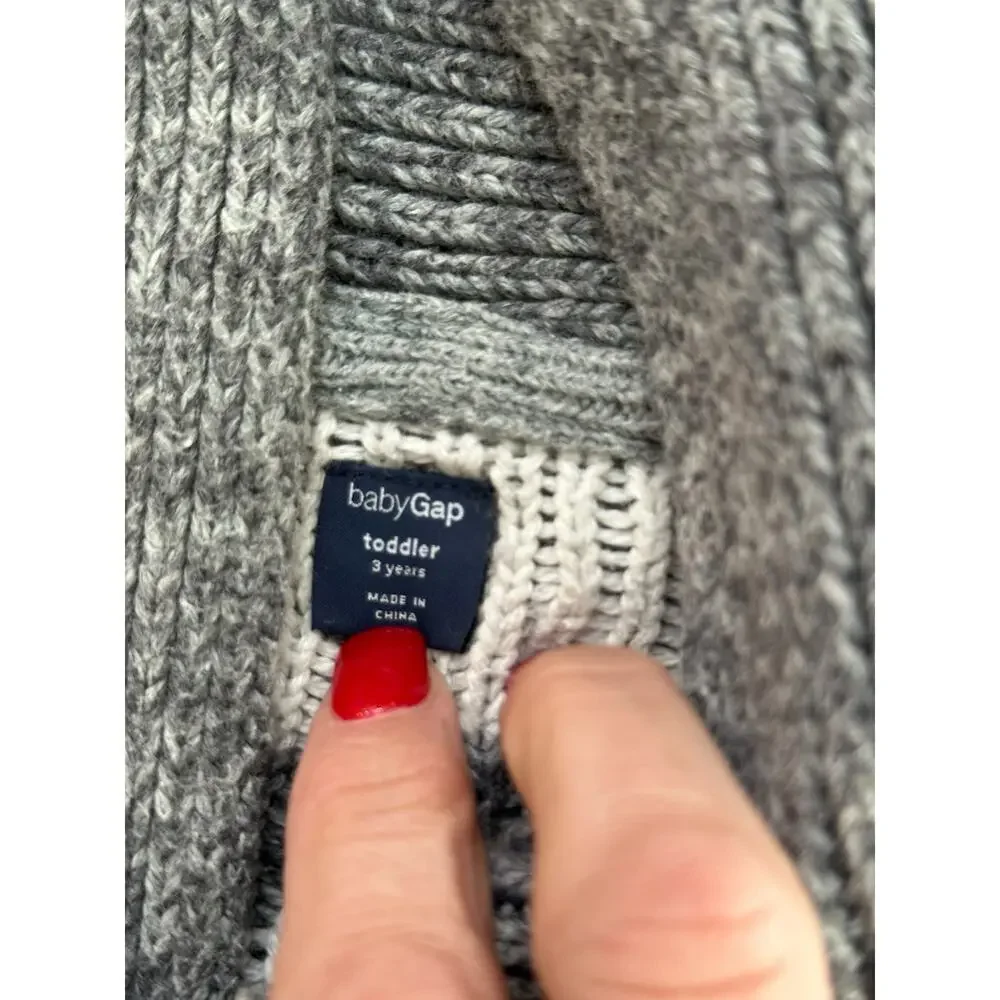 Baby Gap Kid's Gray Aztec Lebowski Button Front Cardigan Sweater Size 3T